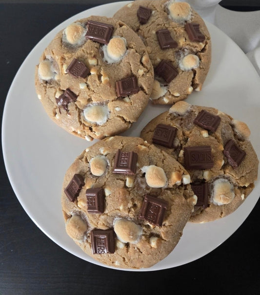 S’mores Stuffed Chocolate Chip & Hershey Cookies